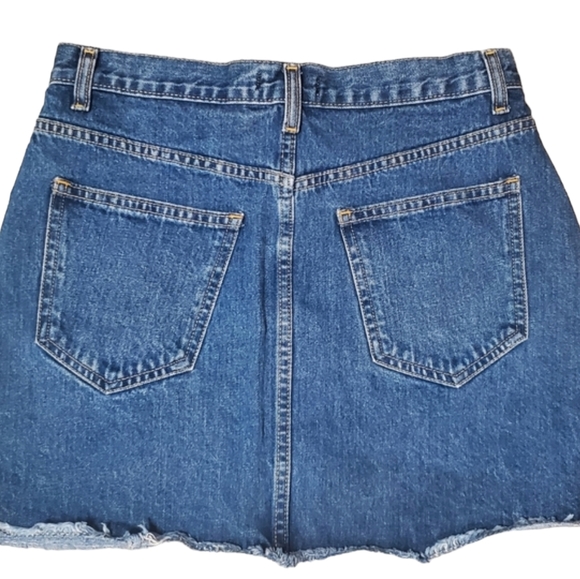 Forever 21 Denim Skirt Womens Size 28 Blue Button Front Frayed Hem Mini Skirt - Picture 5 of 8